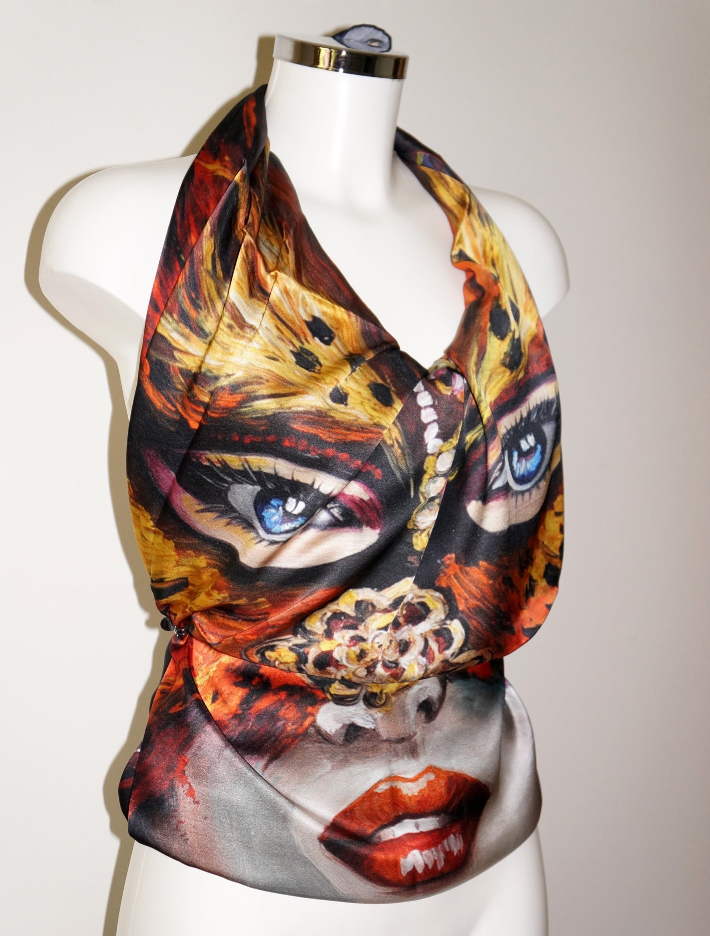 Maschera Veneziana Foulard in Seta cm. 110x110 Sconto 40%