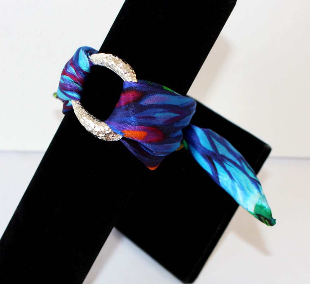 Iris Blu Bracciale in Seta