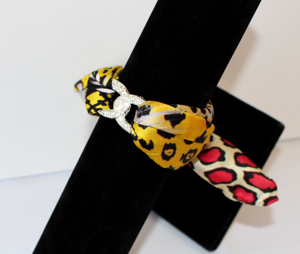 Leopardo Giallo Bracciale Infinty in Seta