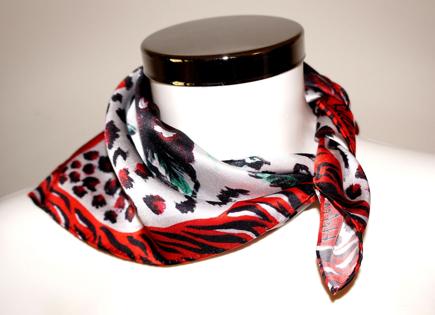 Rosa Rossa Foulard in Seta cm. 45x45